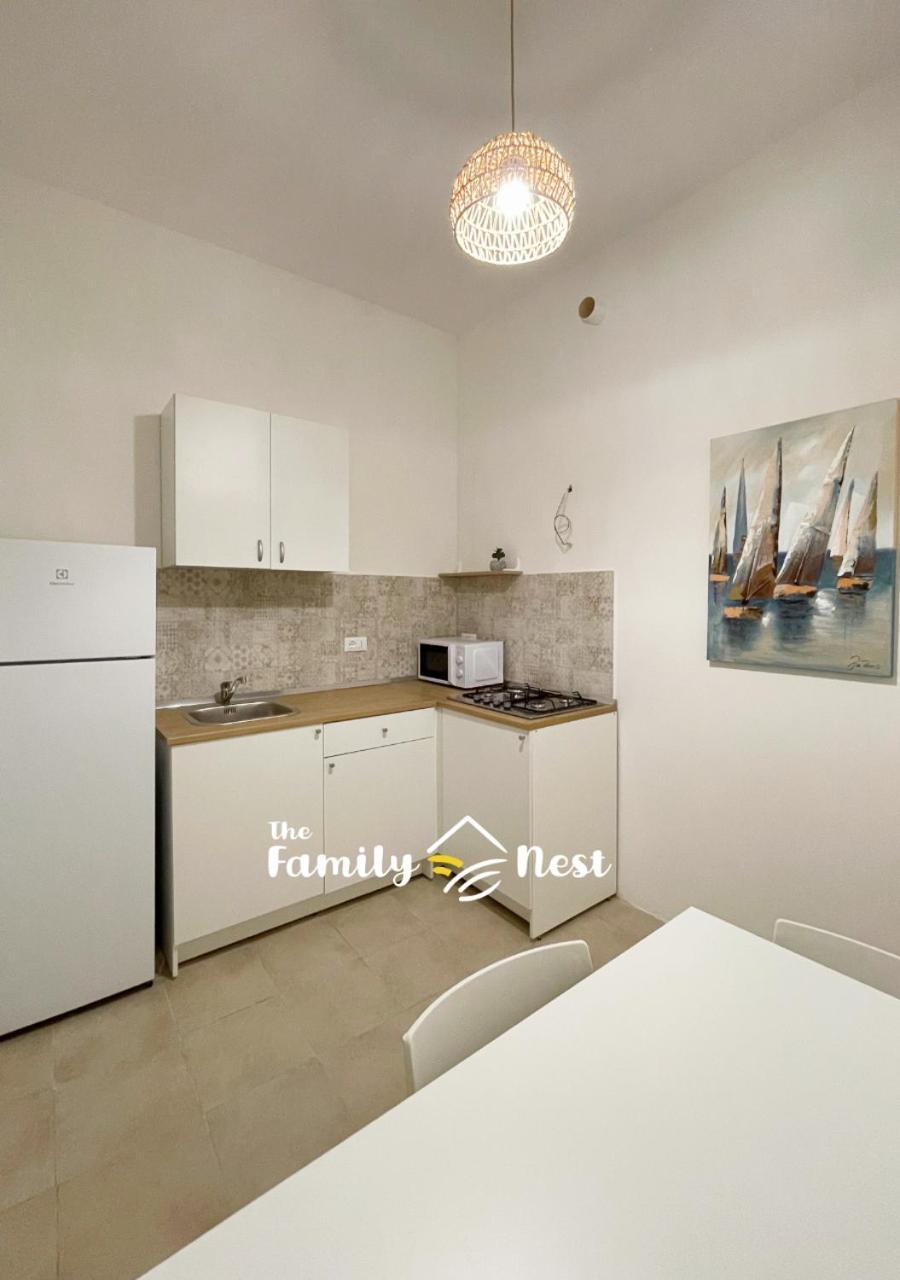 The Family Nest - Casa Eva Apartment มันเฟรโดเนีย ภายนอก รูปภาพ